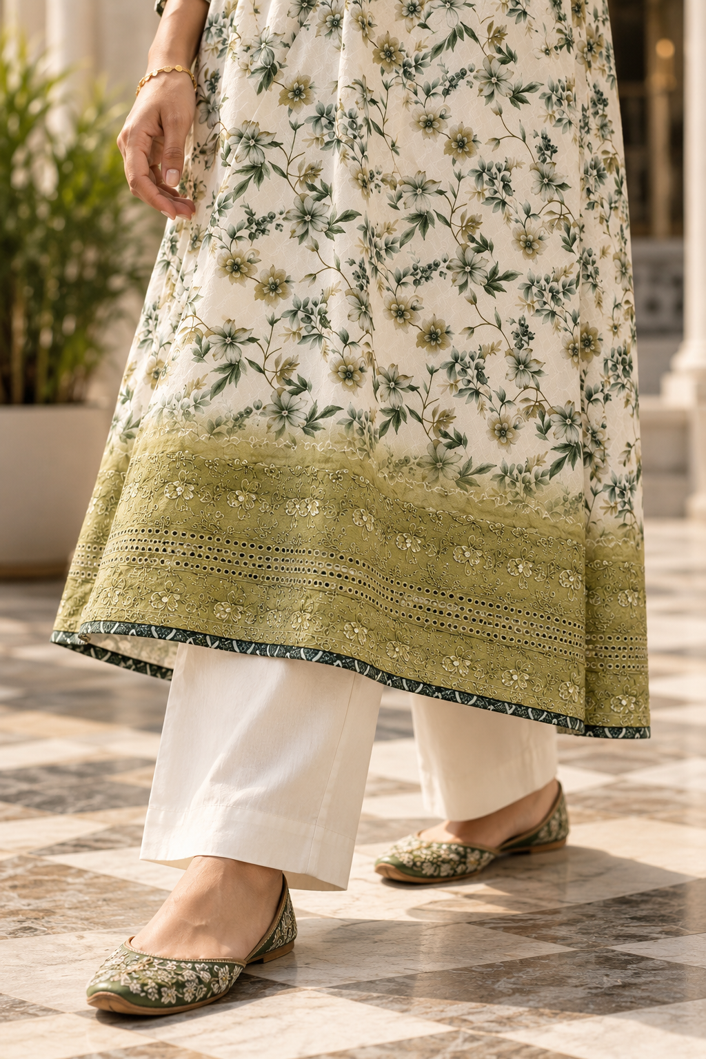 KUSUMVAN Ivory & Olive Green Floral Kurta Pant Set with Dupatta for Women - Image 6